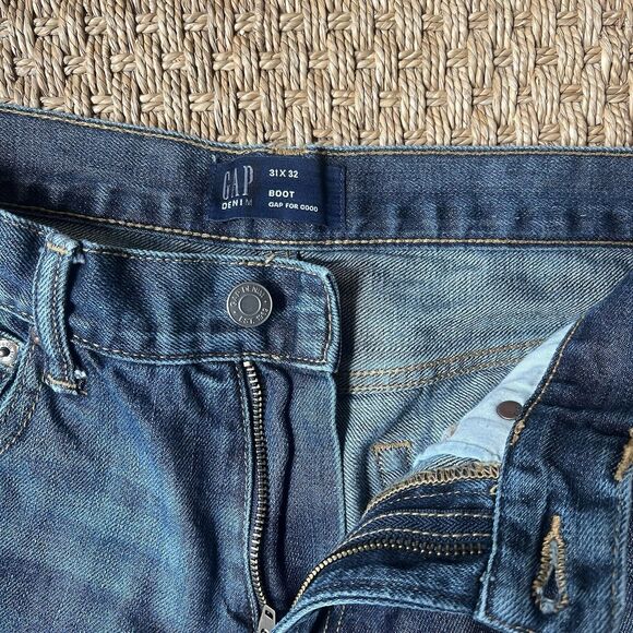 Gap Jeans Men’s 31x32 Bootcut Medium Wash Light Whiskering Denim - Picture 3 of 6